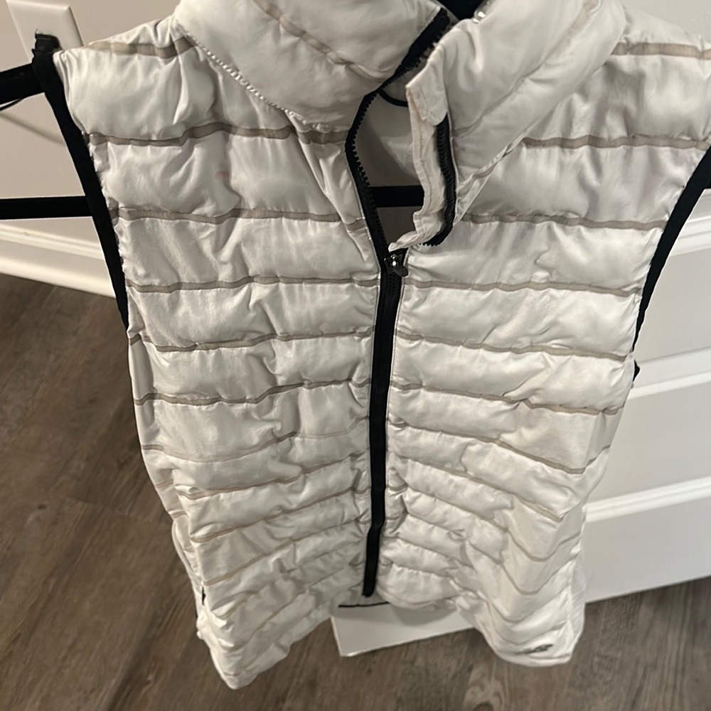 New balance White Puffer Vest
